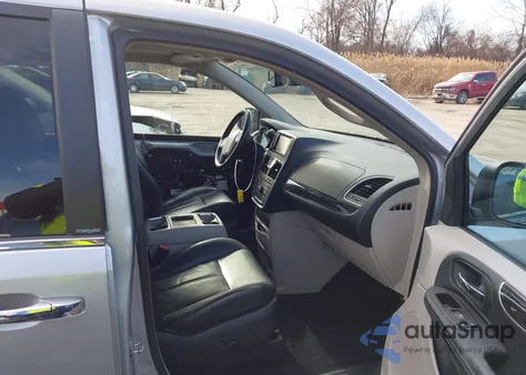 2012 Chrysler Town & Country Limited from USA, damaged, VIN 2C4RC1GG2CR107102